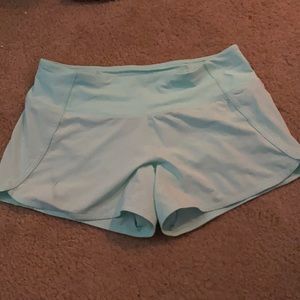 Lululemon speed up short size 6